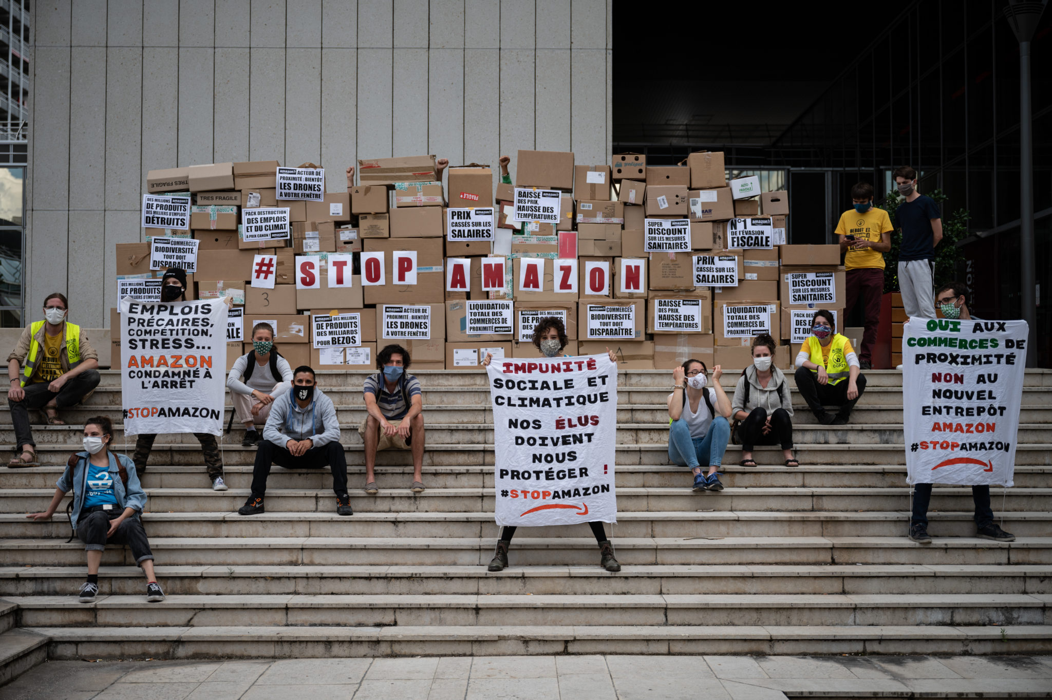 Action Amazon - Alternatiba ANV Rhône le 17 juin